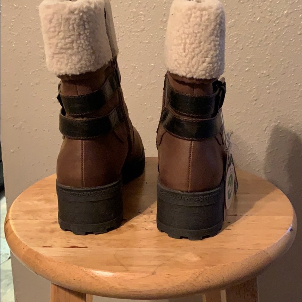 New in box White Mountain Boots. - Picture 3 of 8